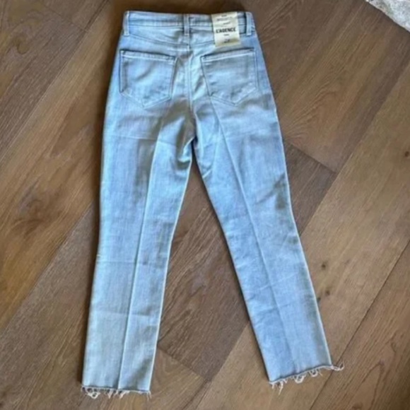 L’AGENCE Sada High Rise Cropped Slim Jeans in Indio - Picture 3 of 8